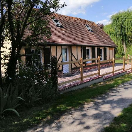 Villa Gite Les Mirabelles Calme Et Reposant Vieux-Pont Exterior foto